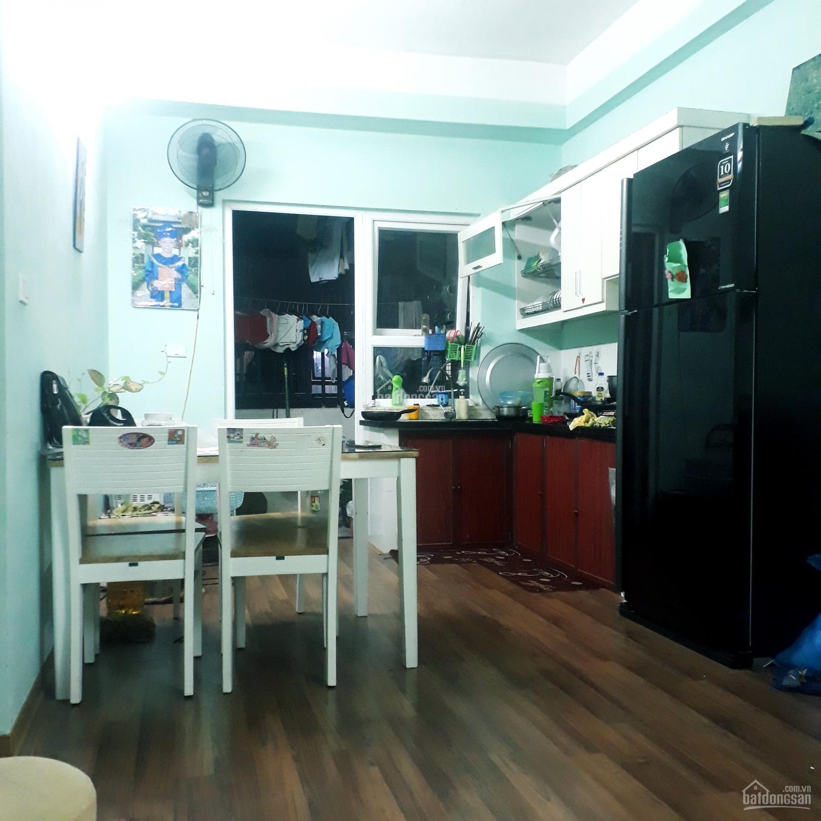 Chính chủ bán căn hộ chung cư HH1C Linh Đàm, DT 56m2, 2 ngủ, full nội thất, giá hấp dẫn